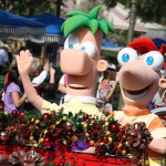paradecloseSMALL