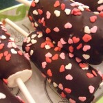 DL Valentine VDay Tigger Tails