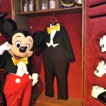 Video: Magician Mickey Greets Guests at the Magic Kingdom