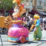 DL Mickey's Soundsational Parade Abu