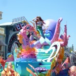 DL Mickey's Soundsational Parade Ariel's float