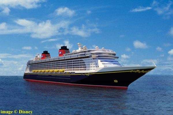 Time-Lapse Video of Disney Fantasy Cruise Ship Construction