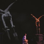 Cirque Iris Hand_Balancing-098 (600x400)
