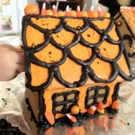 DL Jazz Kitchen Haunted Gingerbread Getting There