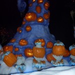 DL Haunted Mansion Holiday Spiral Hill