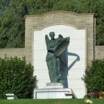 DL Walt's Grave  Angel