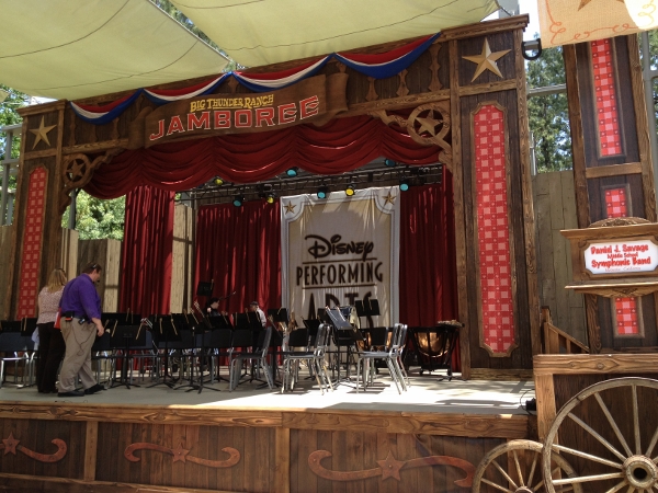 DL Big Thunder Jamboree Stage