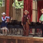 DL Big Thunder Jamboree Farley the Fiddler Closeup