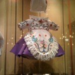 DL alicedavis Window ceremony costume1 (400x533)