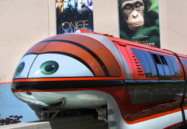 DL Mona Monorail Disney image