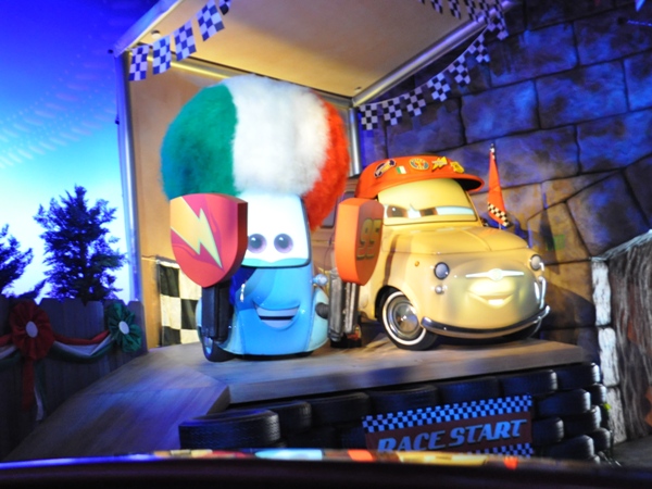 DL DCA Cars Land RSR Luigi Start Line