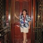 Disneyland_WaltsFootsteps_C33Elevator