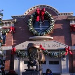 DL DCA Holiday Cars Land City Hall (600x400)